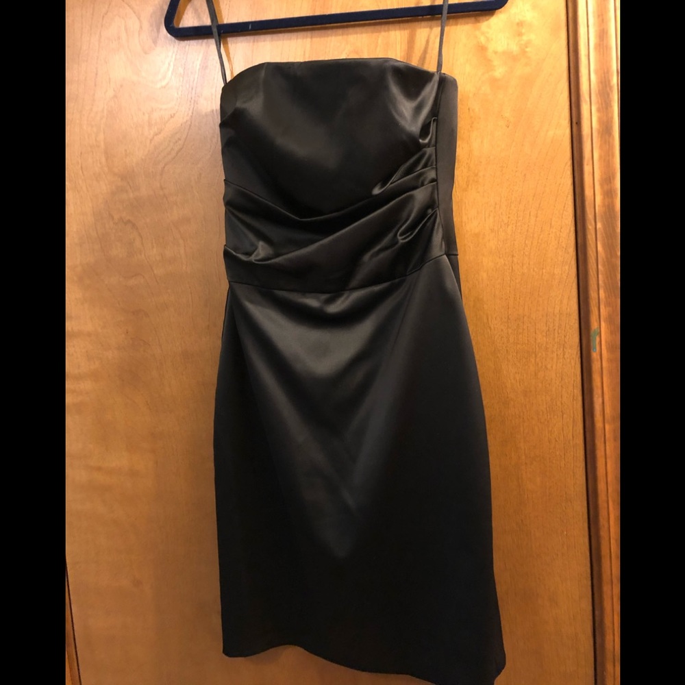 SALE!! While House/Black Market Dress. NWOT